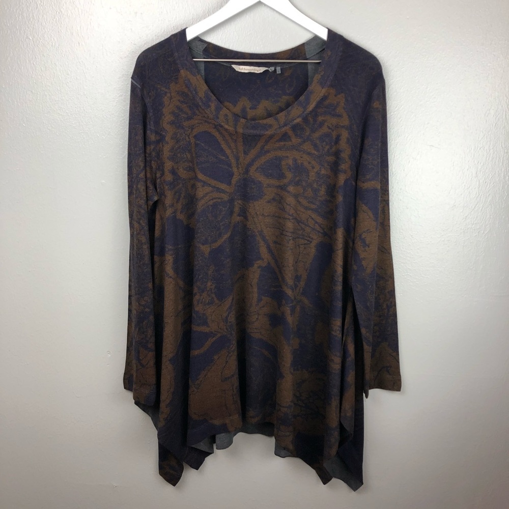 Soft Surroundings Renaissance Floral Tunic